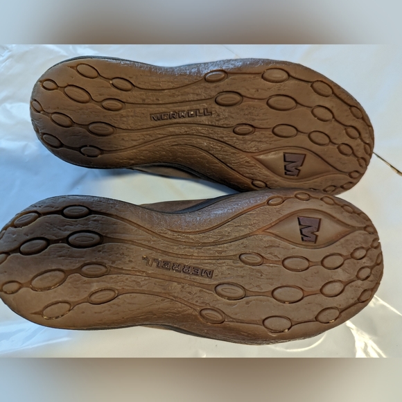 Merril Brown Leather Flats, Size 7.5 - Picture 6 of 7